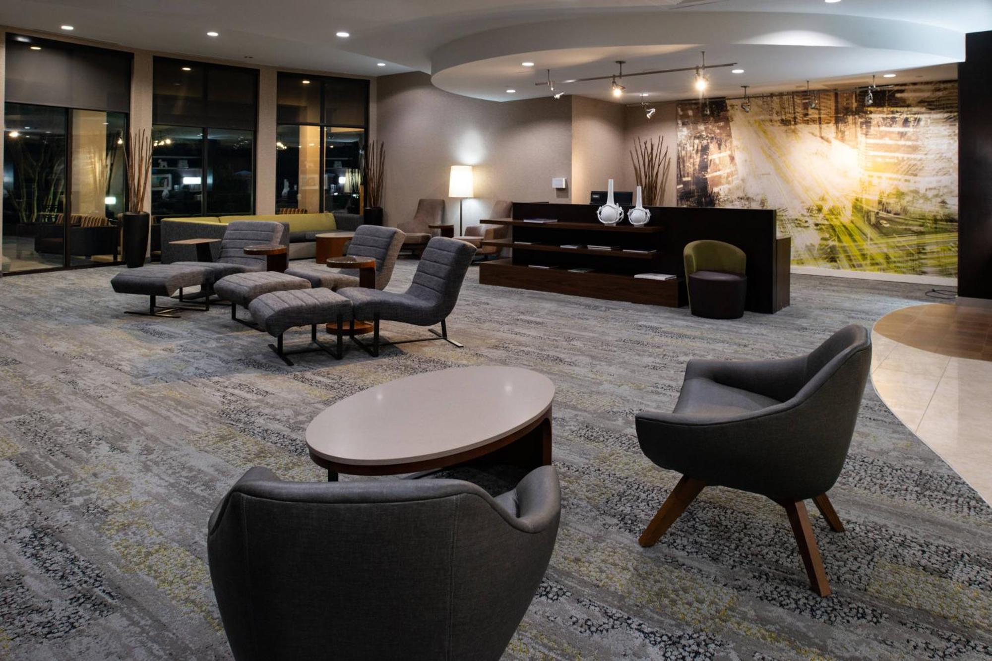 Courtyard High Point Hotell Eksteriør bilde